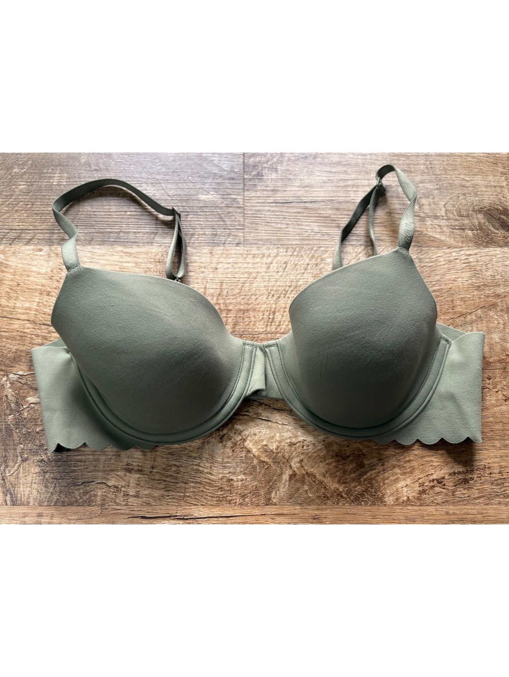 Aerie SMOOTHEZ Demi Bra 34B in Light Olive Green
